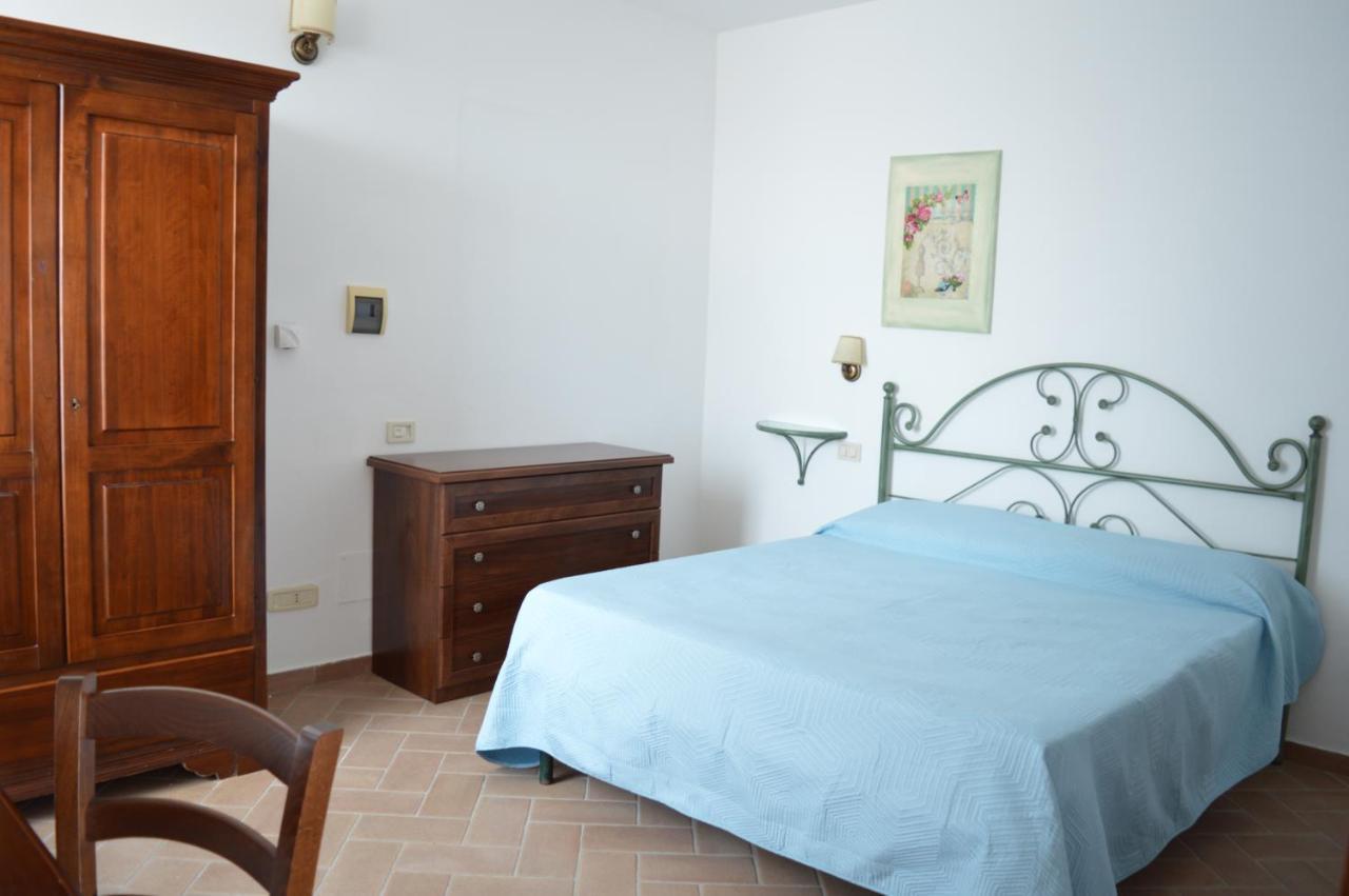 הוילה מונטמראנו Agriturismo Il Saragiolo מראה חיצוני תמונה