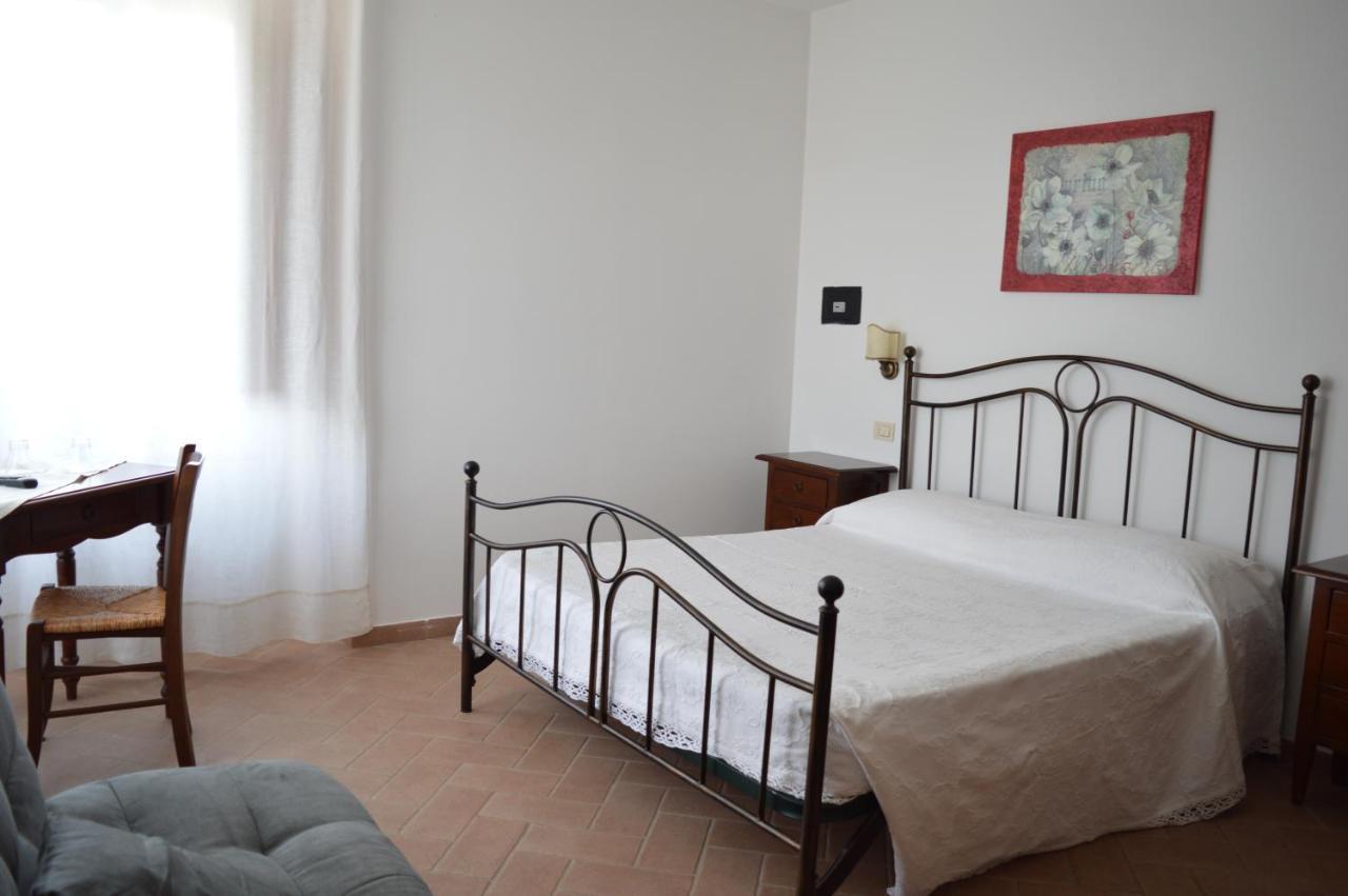 הוילה מונטמראנו Agriturismo Il Saragiolo מראה חיצוני תמונה