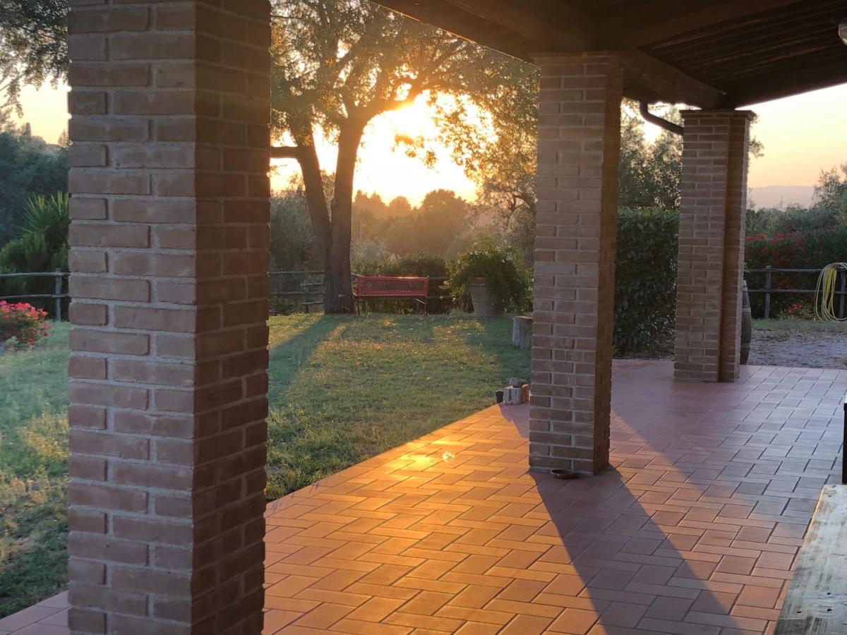 הוילה מונטמראנו Agriturismo Il Saragiolo מראה חיצוני תמונה
